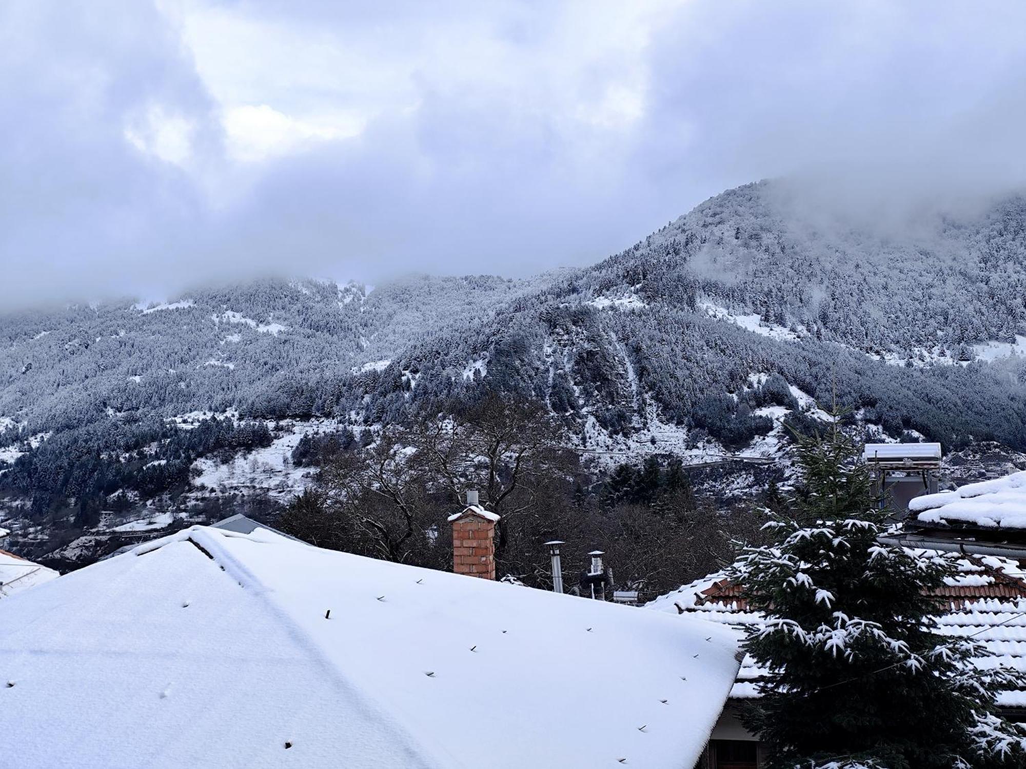 Κάλλος-Kallos Apartment Metsovo Exterior foto